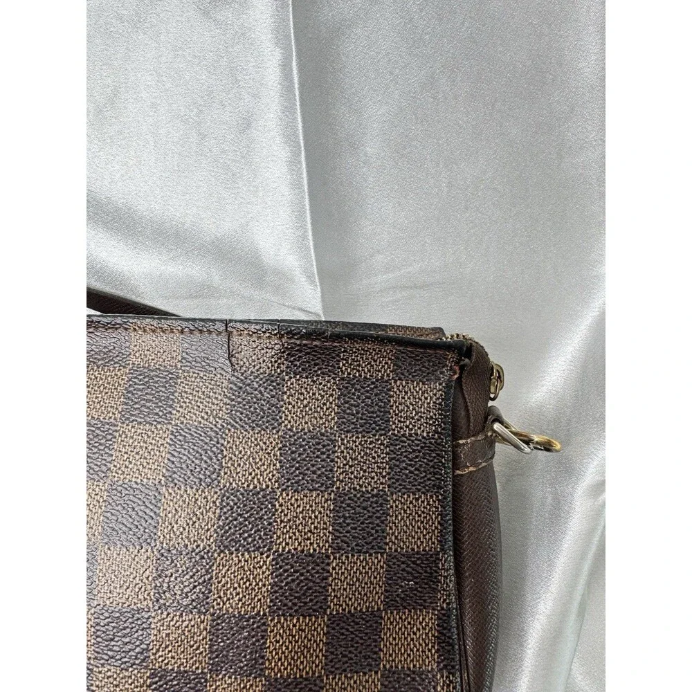 Vintage Louis Vuitton Damier Ebene Truth Makeup Pouch N51982 - Picture 11 of 15